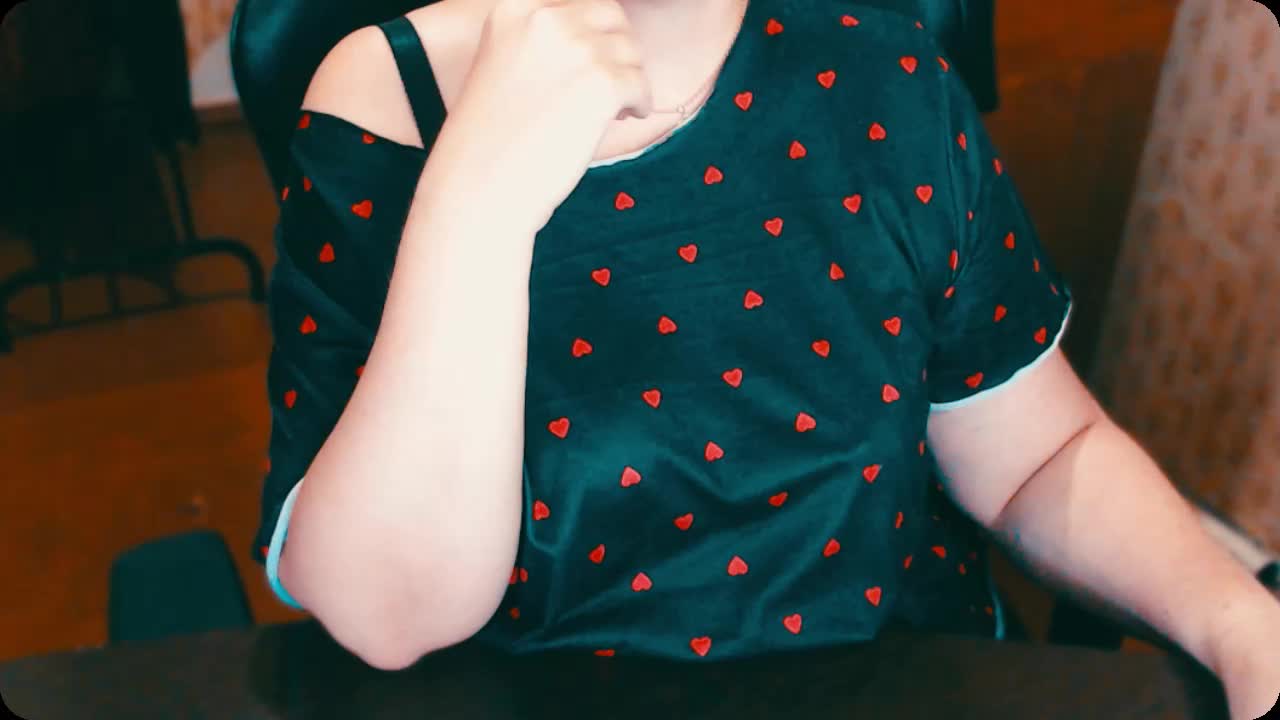 Alisa1917 Live Sex December 14, 2025