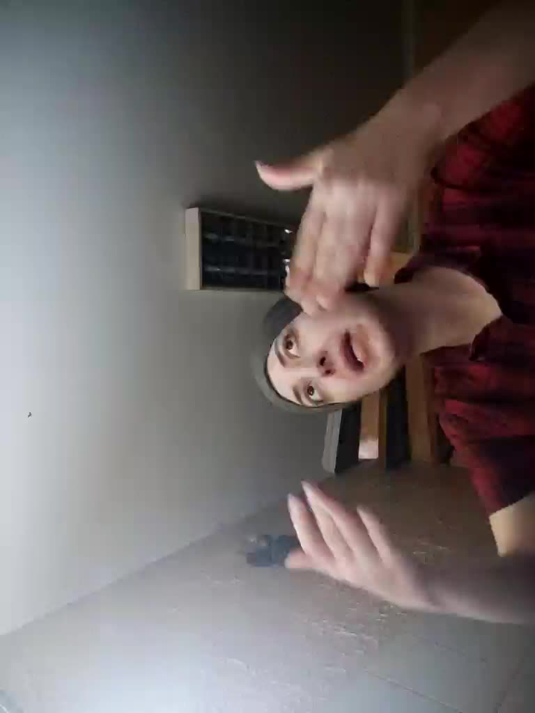 Kira700cams Live Sex December 15, 2025