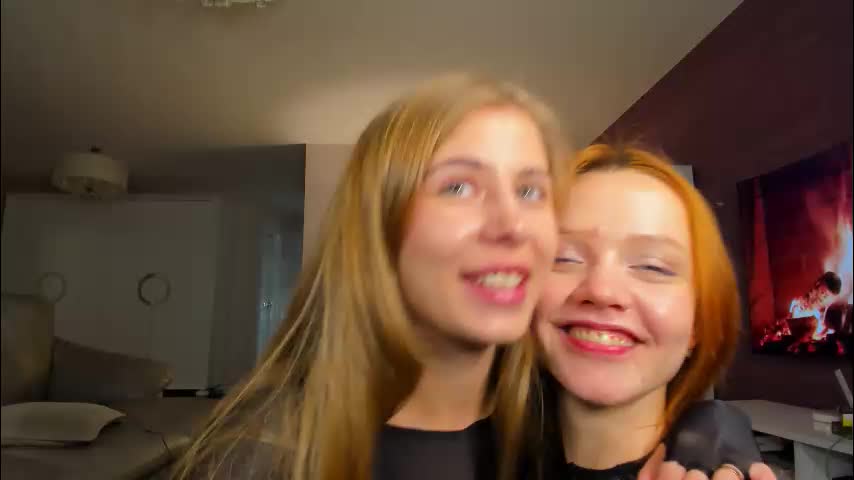 sexxxsirens Live Sex December 19, 2025
