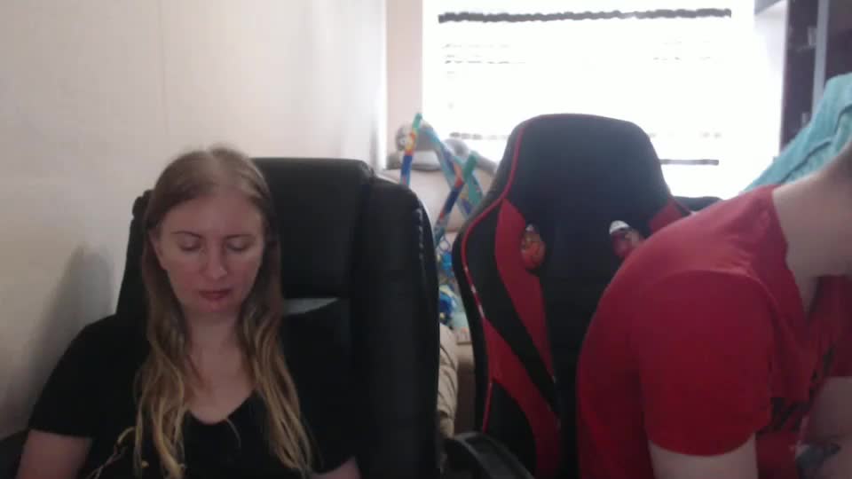 jenisandpeter Live Sex December 14, 2025
