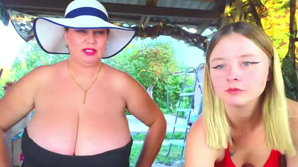 sassy_seasons Live Sex December 17, 2025