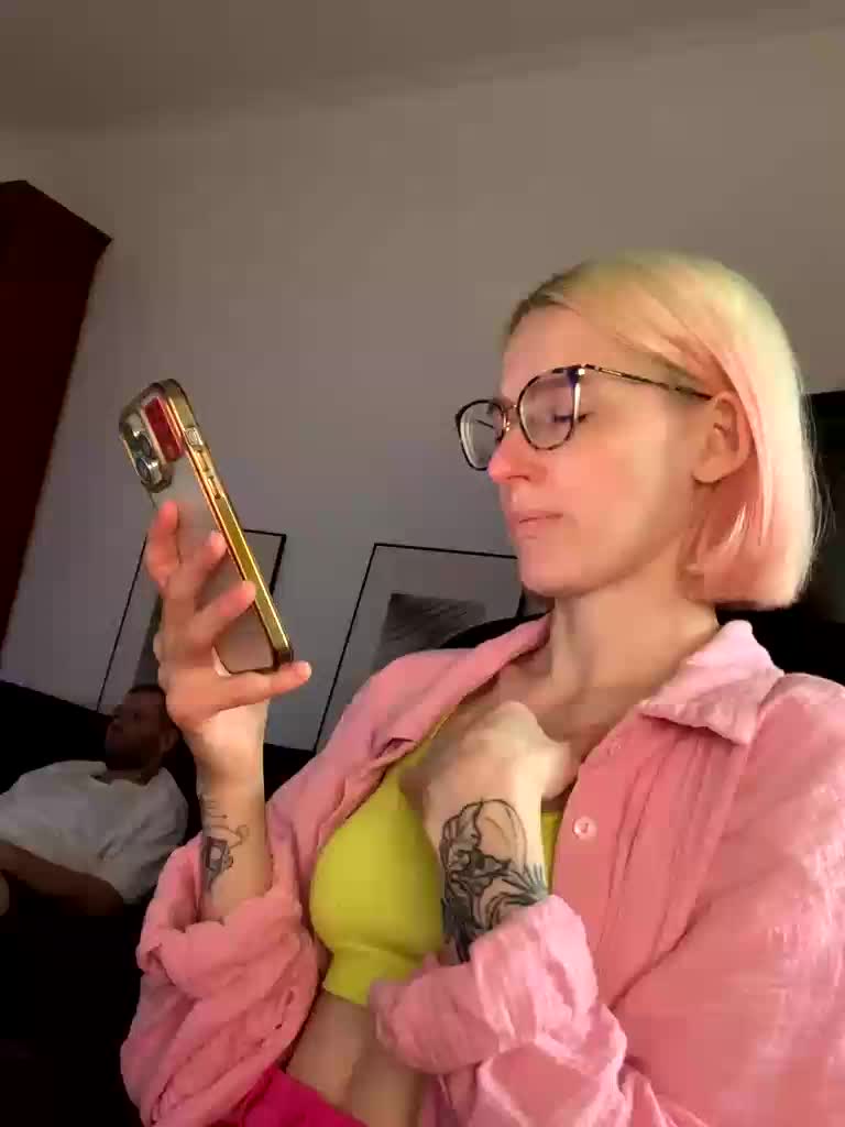 Sexy-Sweets Live Sex December 15, 2025