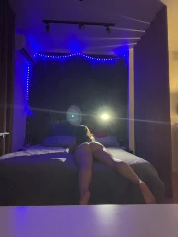 golden-cobra99 Live Sex December 14, 2025