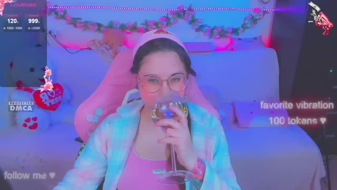 LoliSuccub Live Sex December 17, 2025