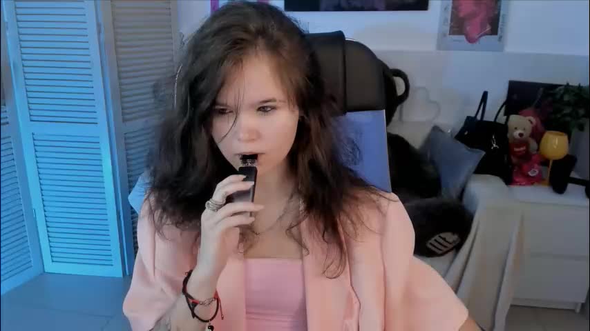 elainebeness Live Sex December 15, 2025