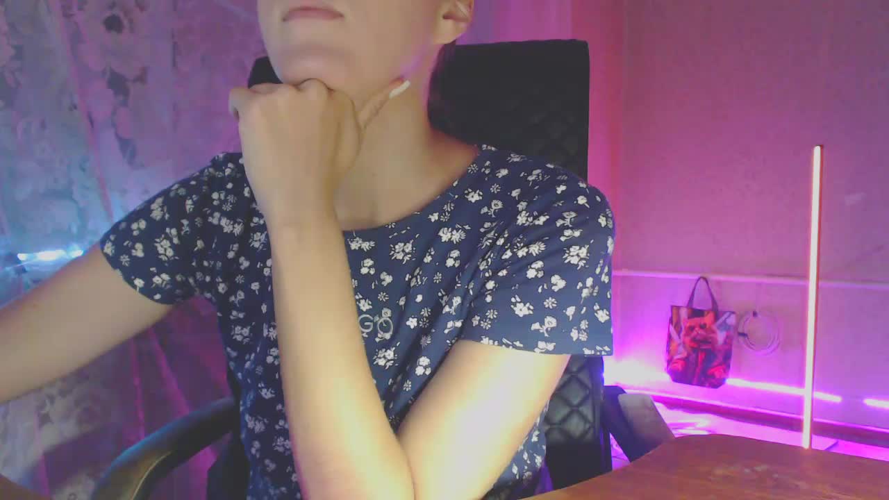 Babymuro4ka Live Sex December 17, 2025