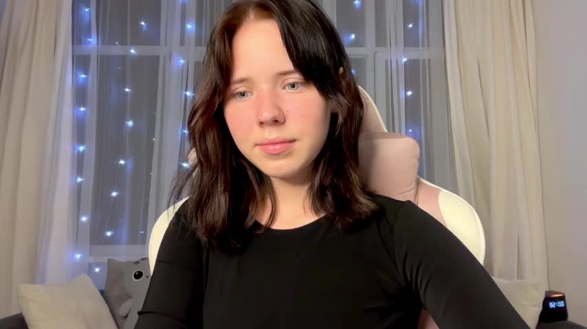 RoxyFloren Live Sex August 19, 2025