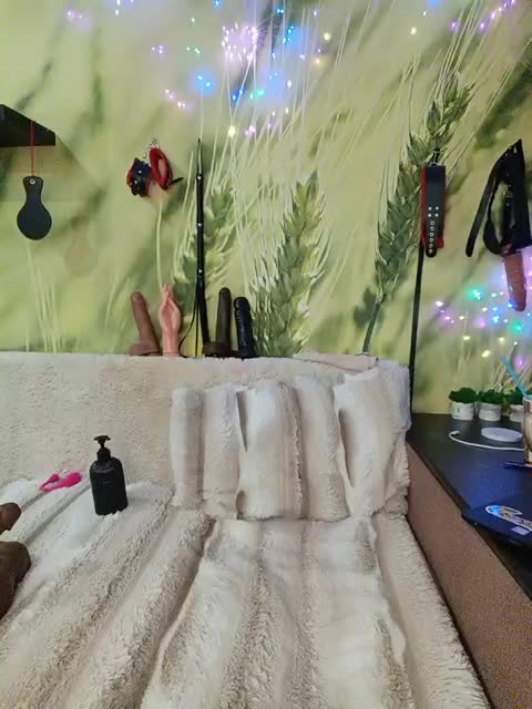 DianaAhTender Live Sex December 17, 2025