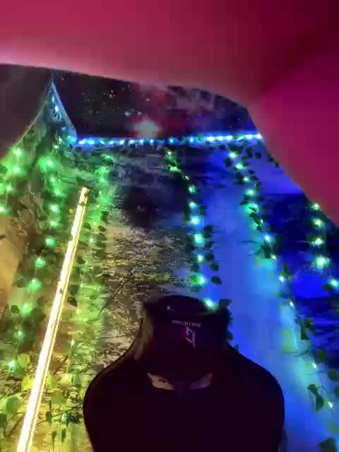 -Summer- Live Sex December 17, 2025