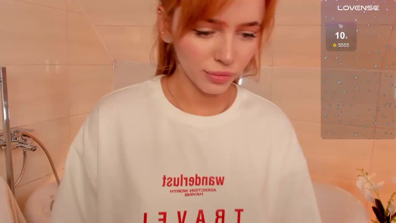 Phoenix_Margo Live Sex December 18, 2025