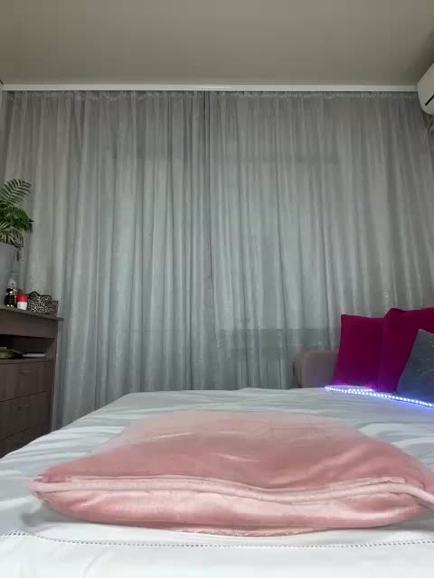 tinahot Live Sex December 13, 2025