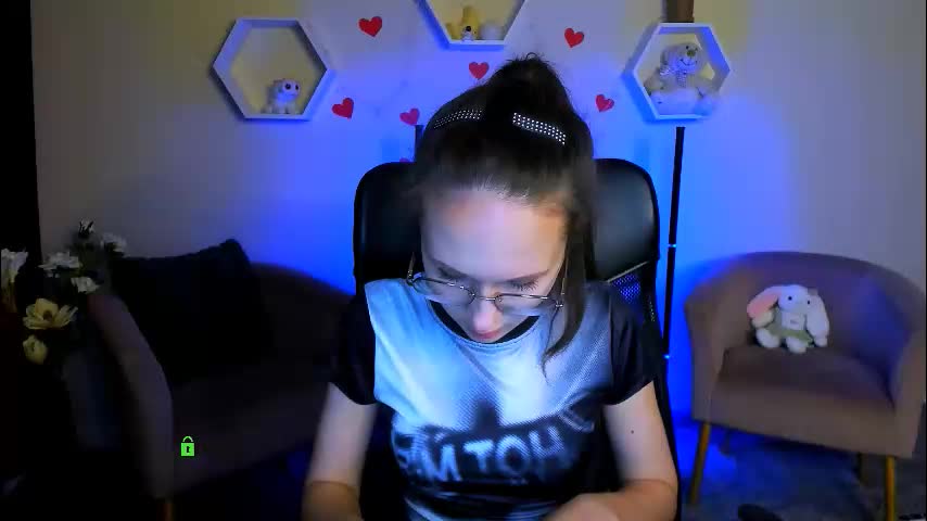 mona_cloud Live Sex December 14, 2025