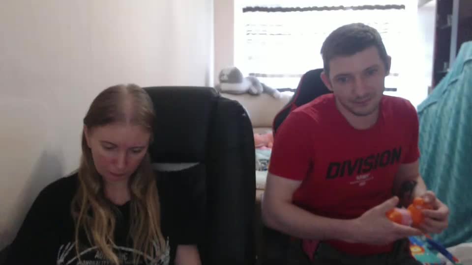 jenisandpeter Live Sex December 14, 2025