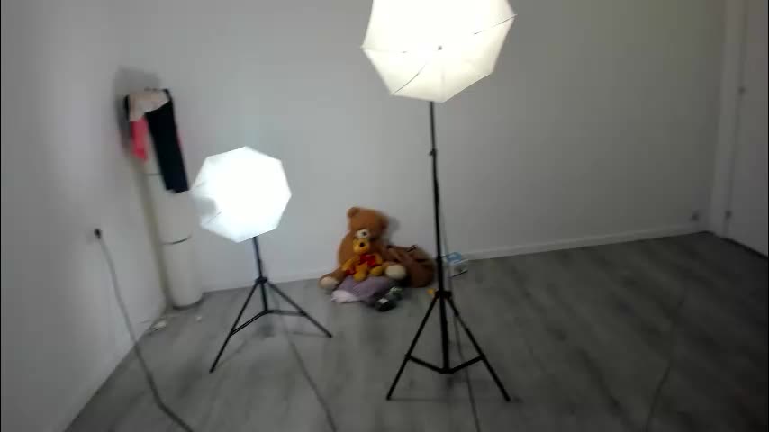 julya_lexa Live Sex December 17, 2025