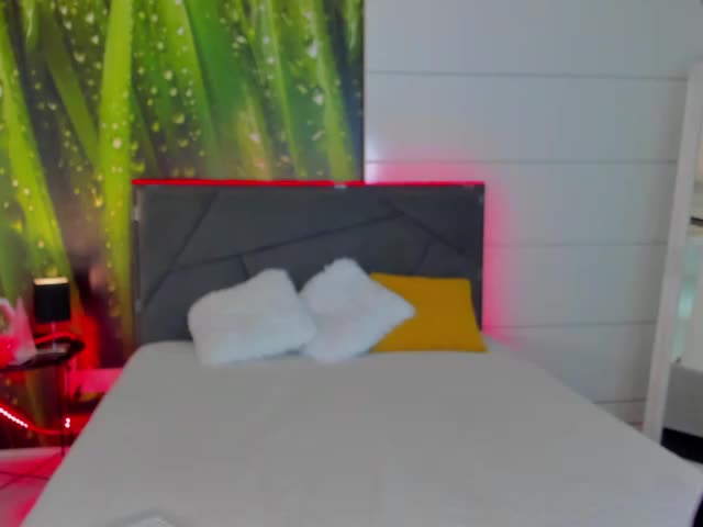 HollyTaillor Live Sex December 14, 2025