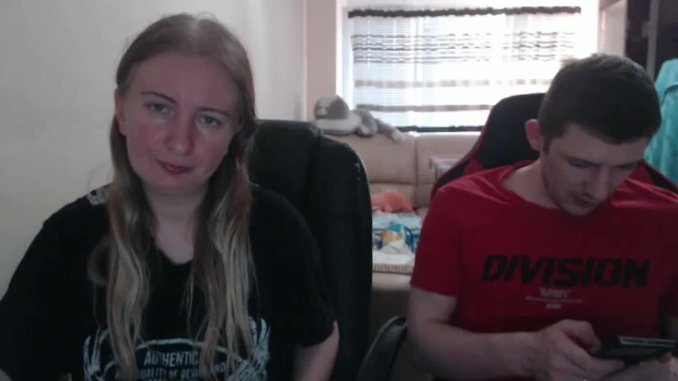 jenisandpeter Live Sex December 14, 2025