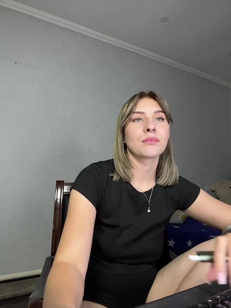 KissyKristy Live Sex December 17, 2025