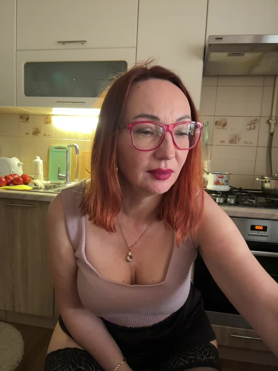 Pink-Lips Live Sex December 18, 2025