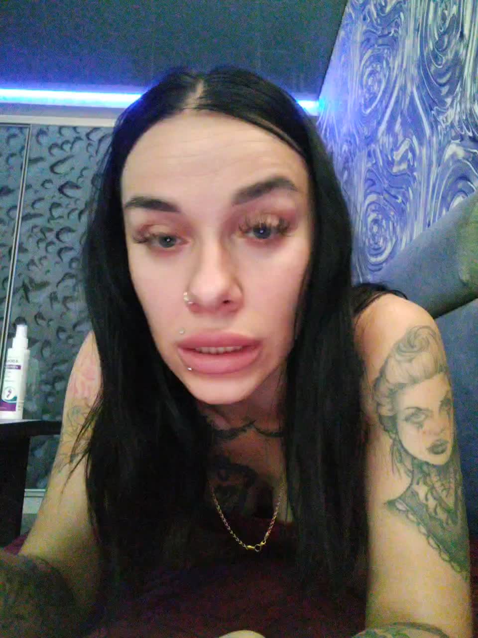 deva_maria Live Sex December 17, 2025