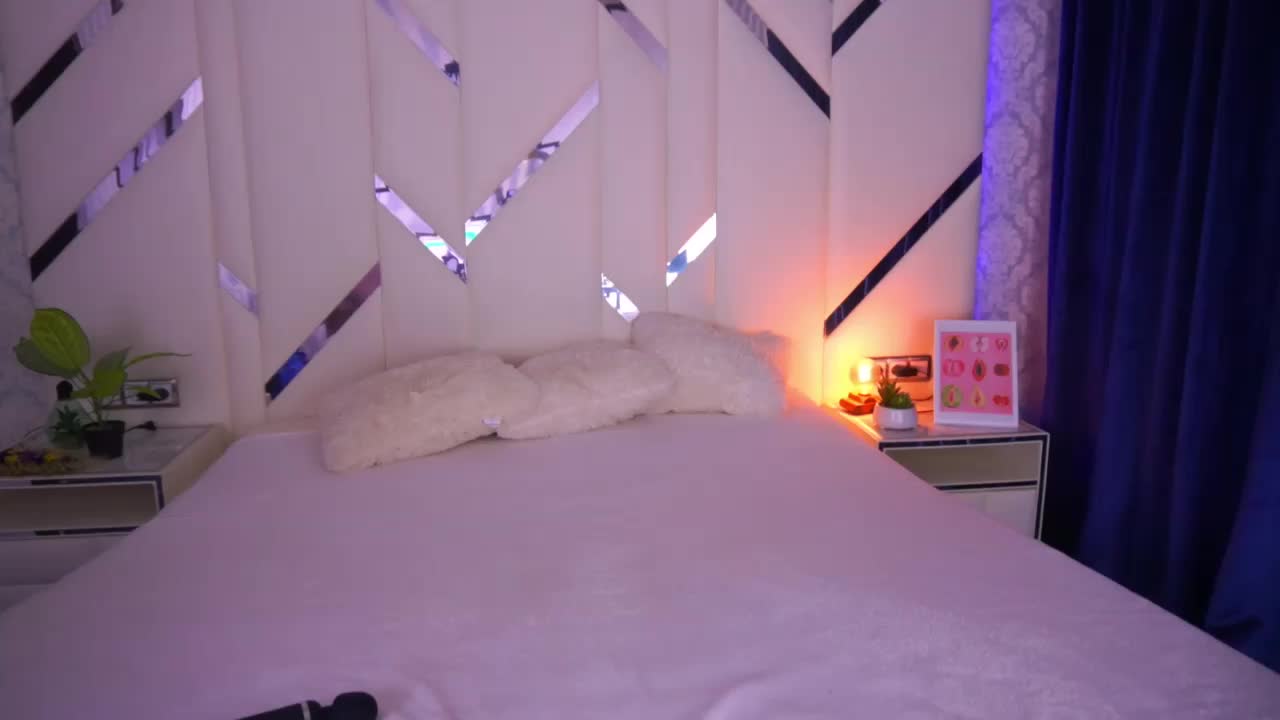 FloraGreys Live Sex December 13, 2025