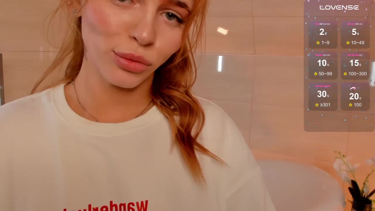 Phoenix_Margo Live Sex December 18, 2025