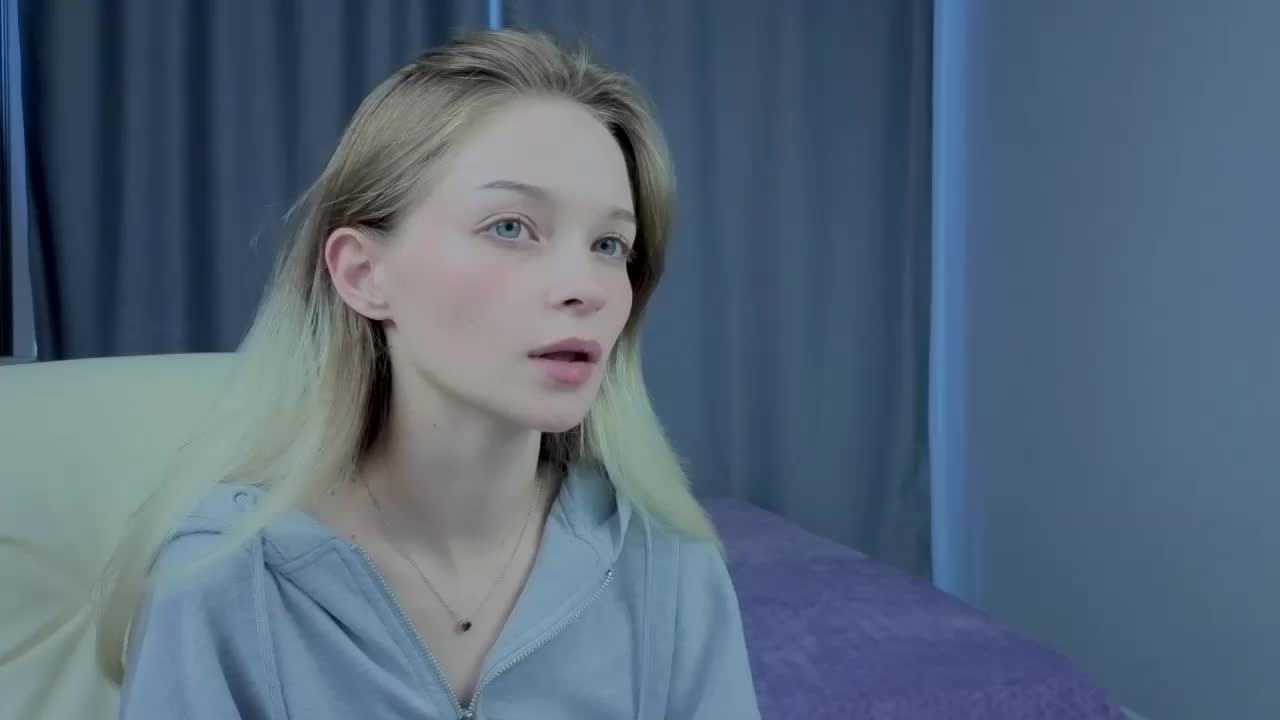 vialeta-baby Live Sex December 17, 2025