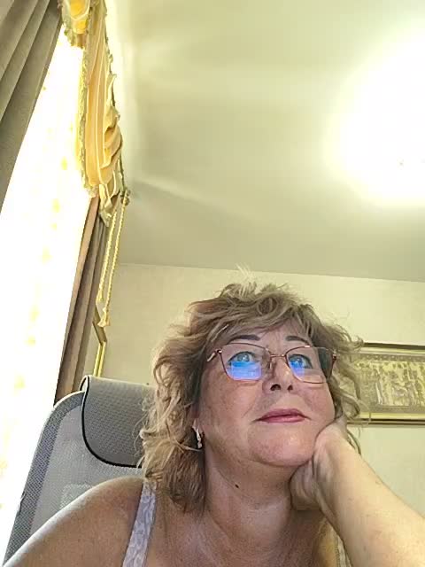 KarinkaSweet Live Sex December 13, 2025