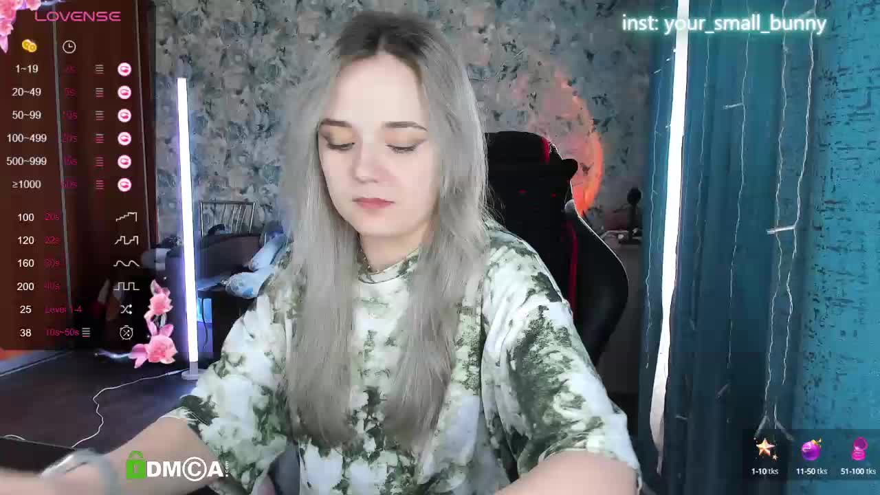 your-small-bunny Live Sex December 15, 2025