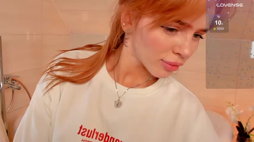 Phoenix_Margo Live Sex December 18, 2025