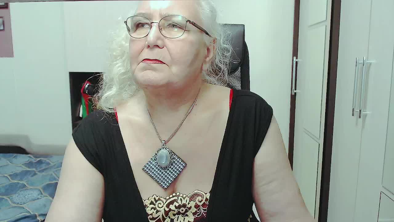GrannyWants Live Sex December 17, 2025