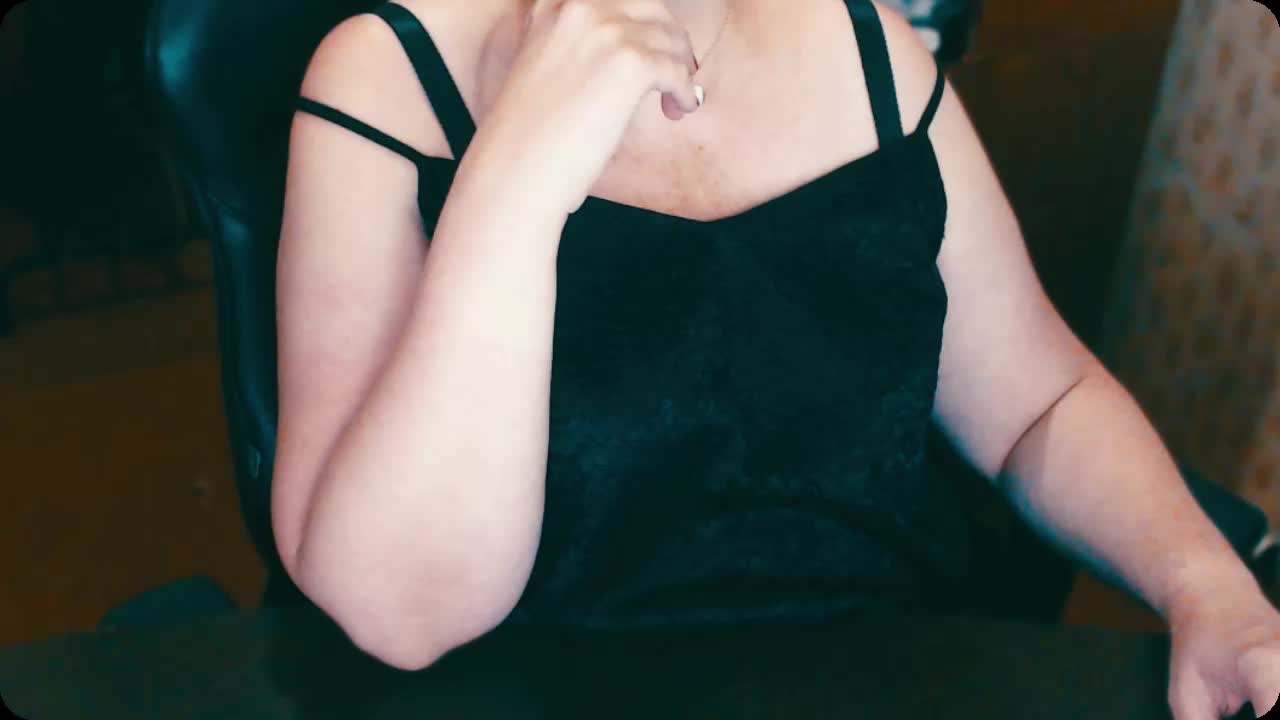 Alisa1917 Live Sex December 14, 2025