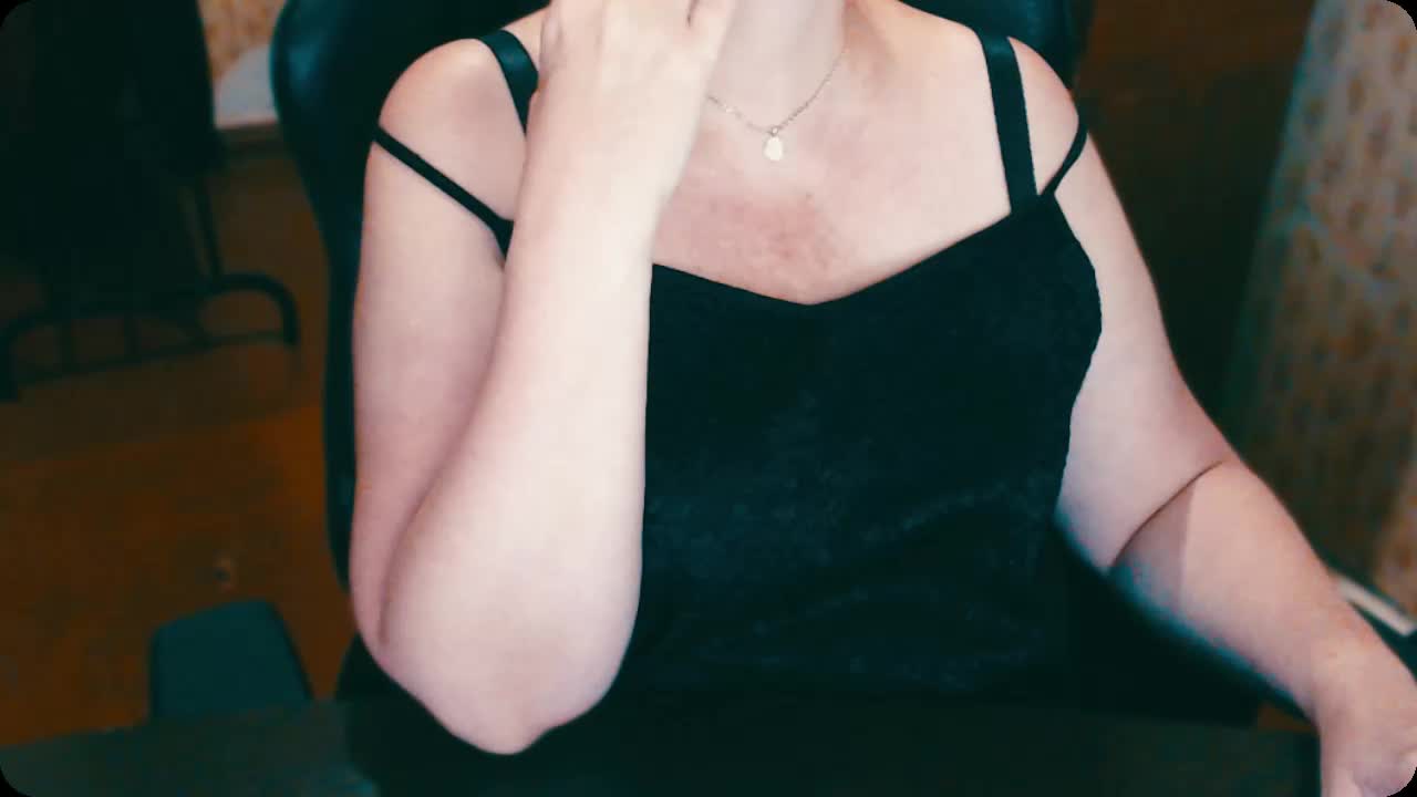 Alisa1917 Live Sex December 14, 2025