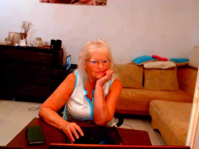 Natalia7634 Live Sex December 17, 2025