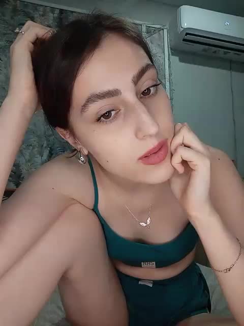 kiska-kira Live Sex December 14, 2025