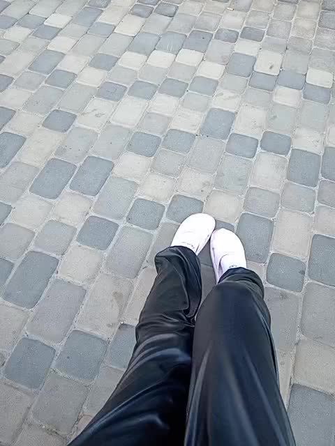 klubnichkka Live Sex December 14, 2025