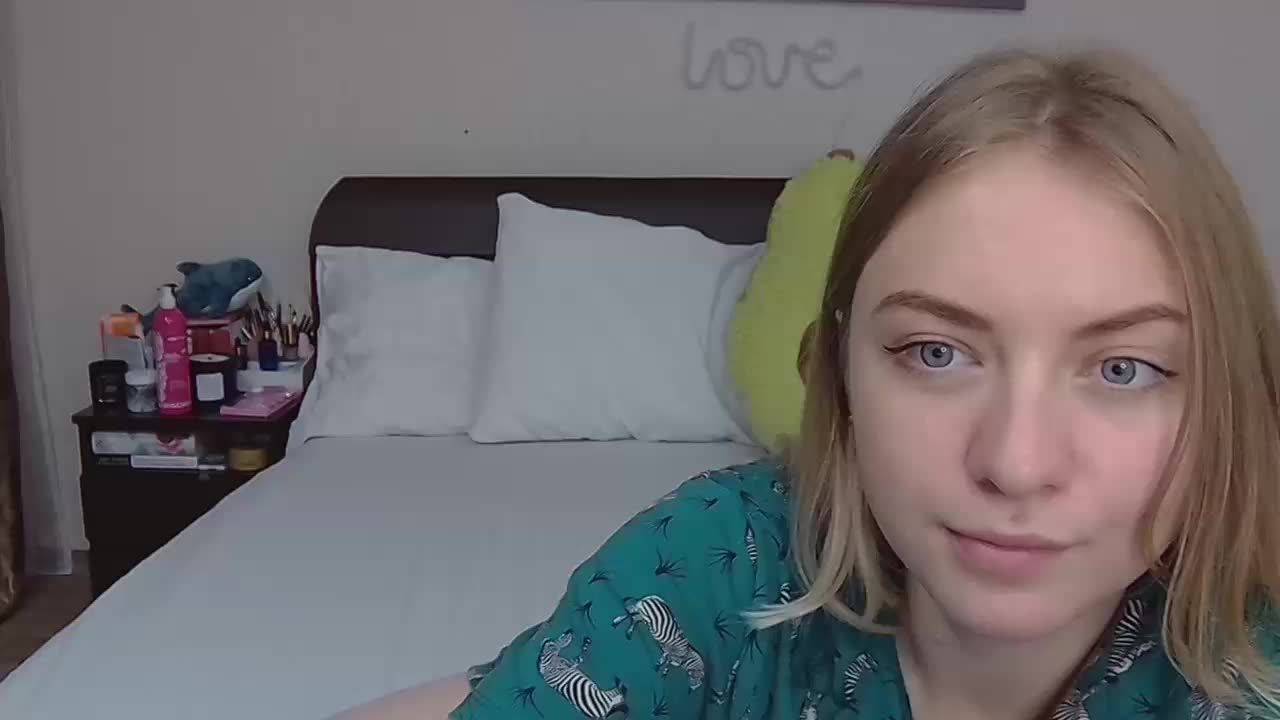 LinkaMalinka Live Sex December 17, 2025