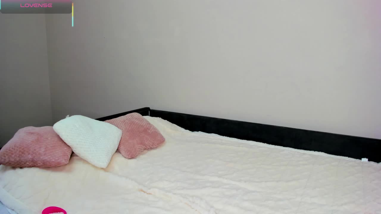 Sakura- Live Sex December 13, 2025