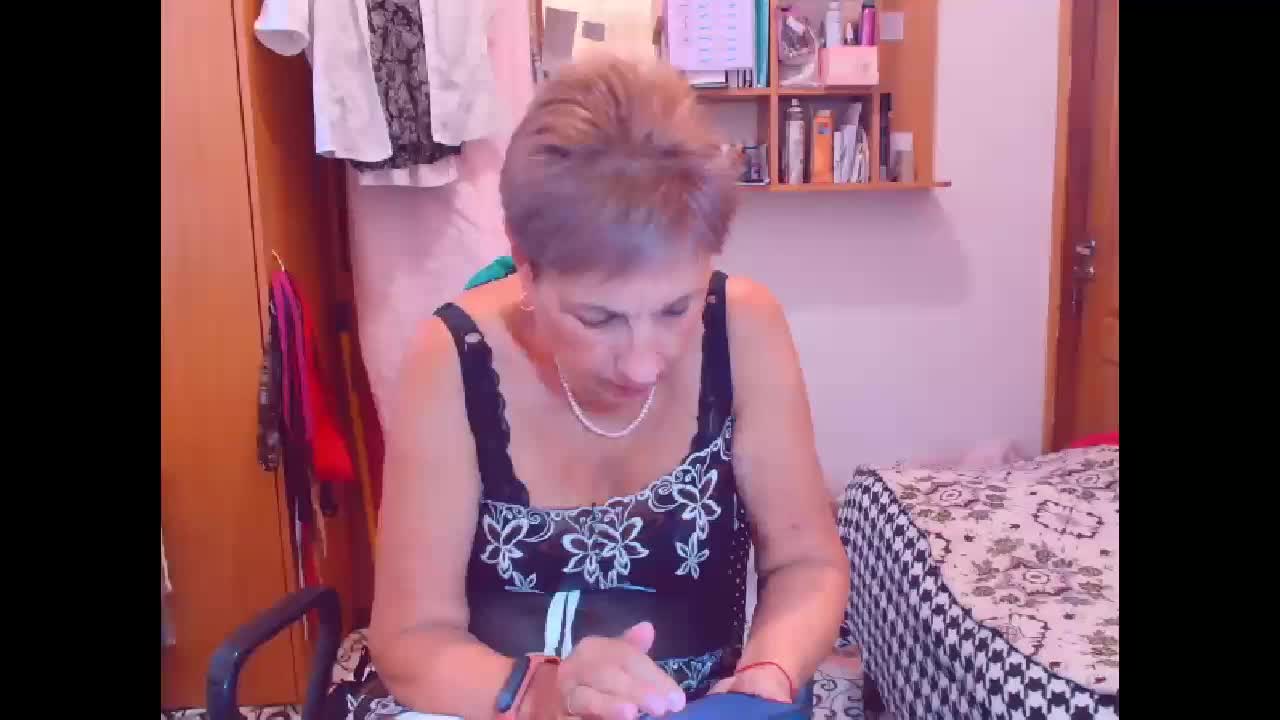 Victoria5643 Live Sex December 13, 2025