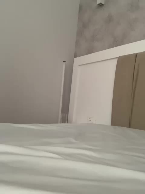 -Nezukoo- Live Sex December 17, 2025