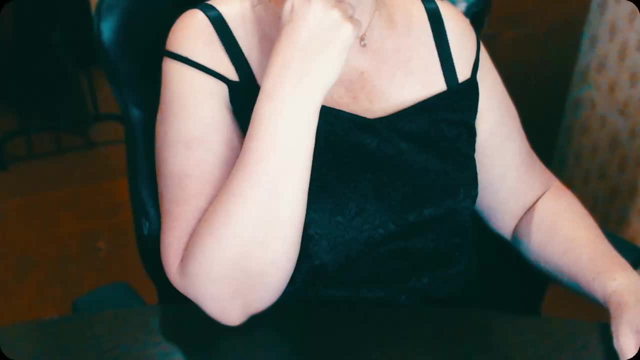 Alisa1917 Live Sex December 14, 2025