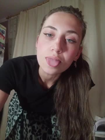 MilkyGirl Live Sex December 13, 2025