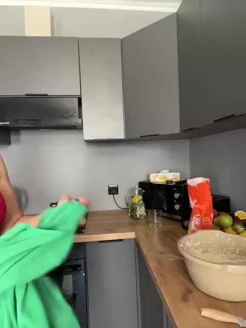 Potifays Live Sex December 14, 2025