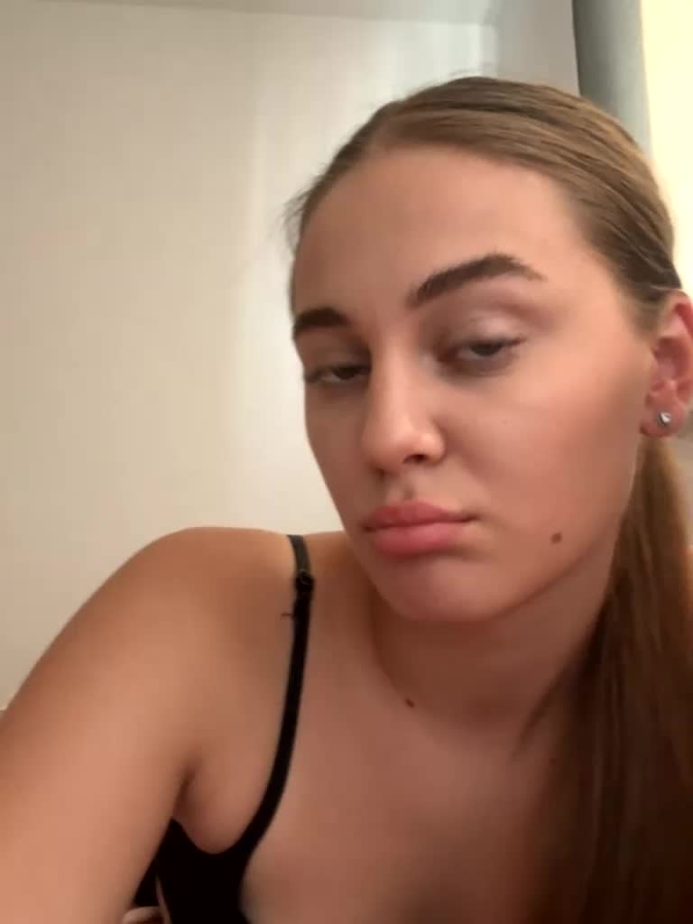 Alisa3 Live Sex December 14, 2025