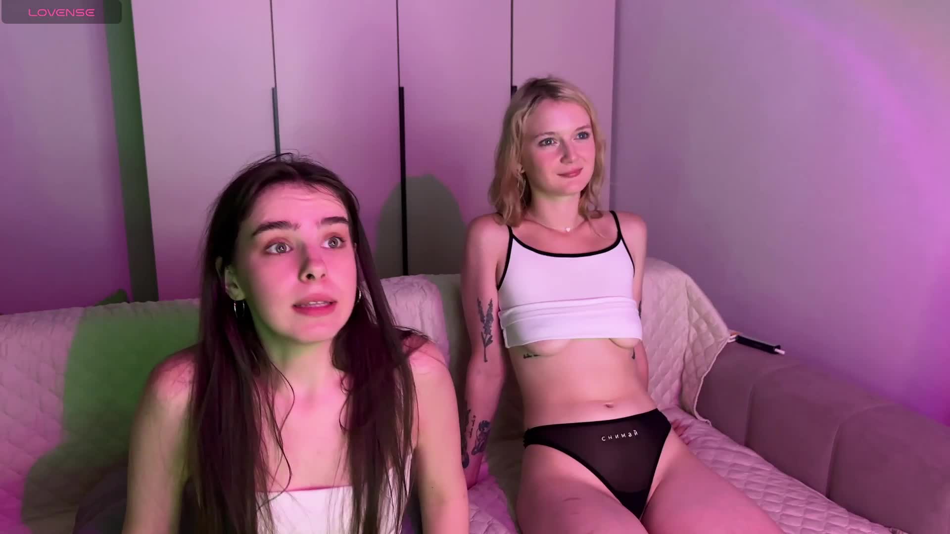 Maliinaa Live Sex December 14, 2025