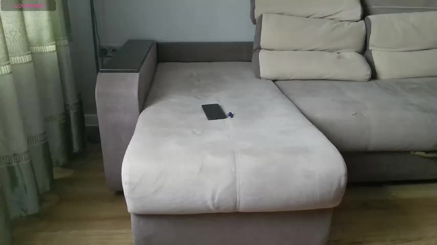 Milaa1998 Live Sex December 14, 2025