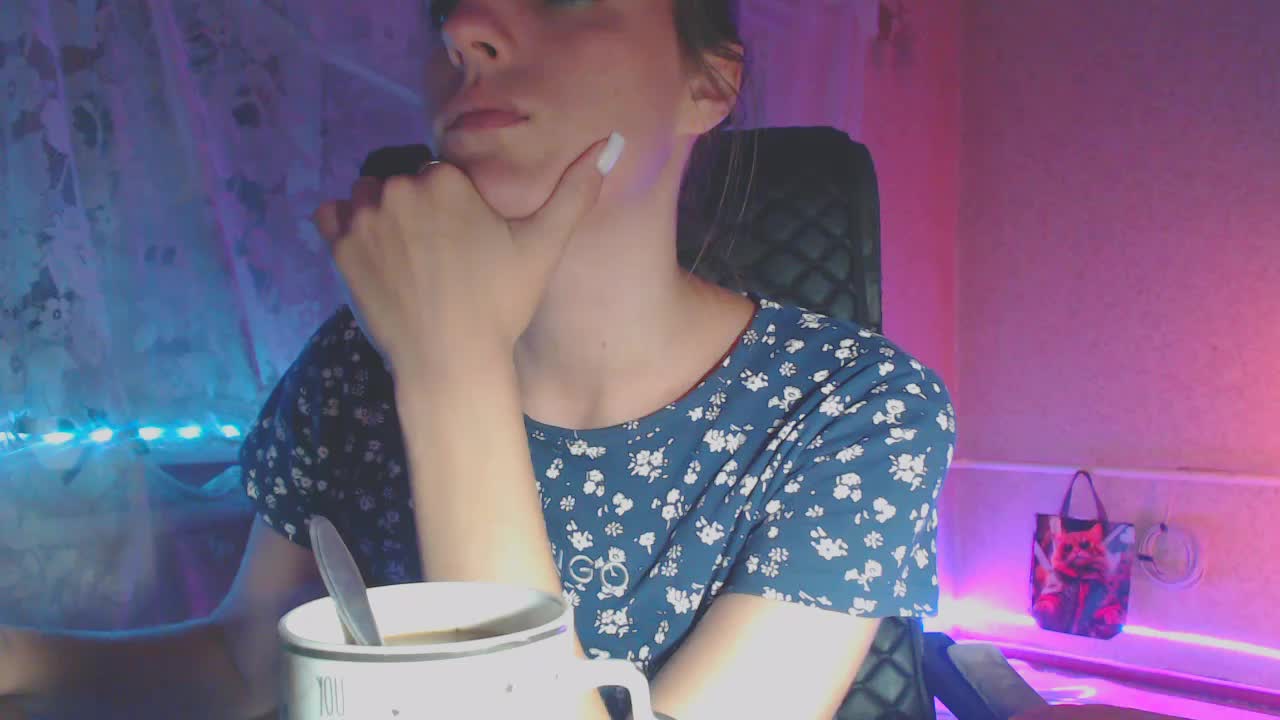 Babymuro4ka Live Sex December 17, 2025