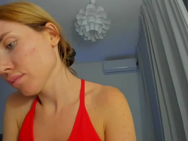 ZoiKissy Live Sex December 13, 2025