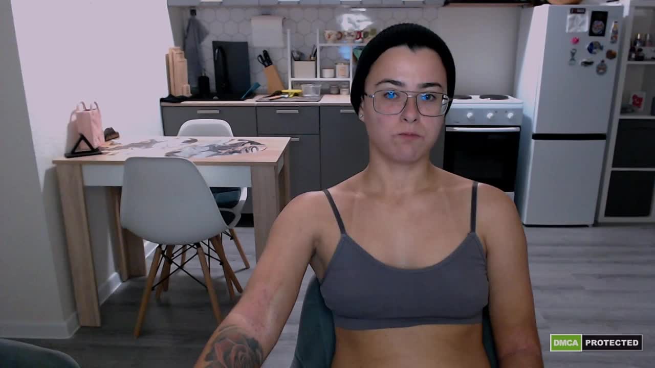 Sashanotfound Live Sex December 13, 2025