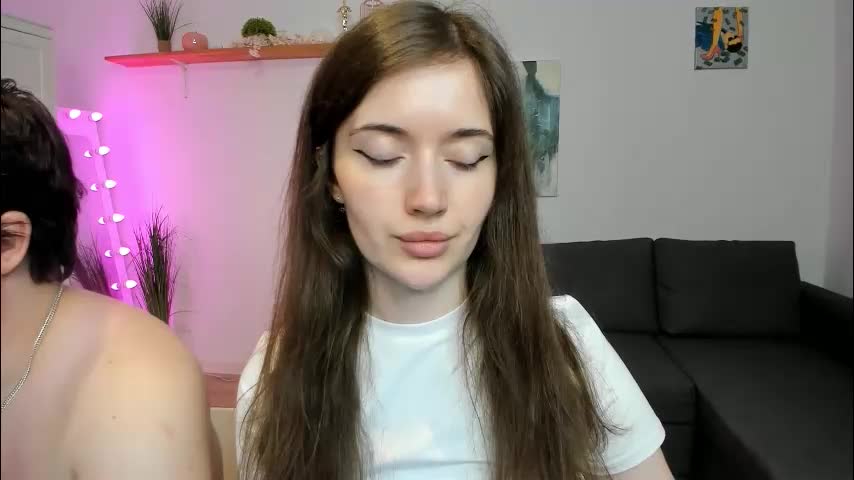 kiki_mcflurry Live Sex December 13, 2025