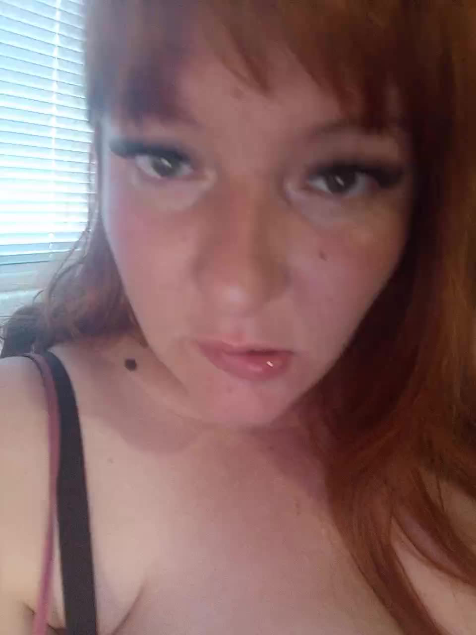 MiaLovely Live Sex December 15, 2025